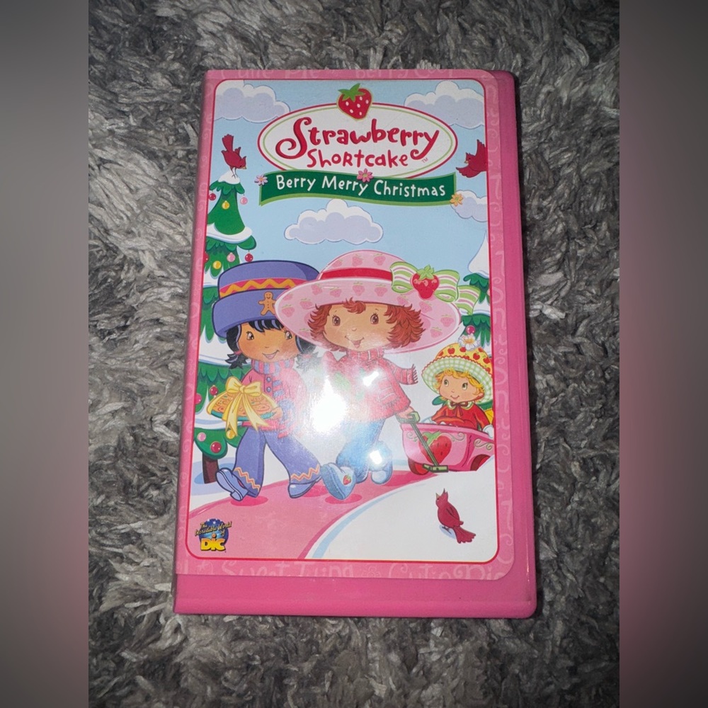 Vintage Strawberry Shortcake 2003 Berry Merry Christmas Strawberry Scented VHS